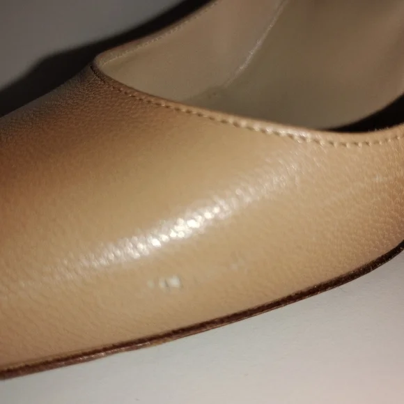 NUDE LEATHER JIMMY CHOO PUMPS - Picture 9 of 10